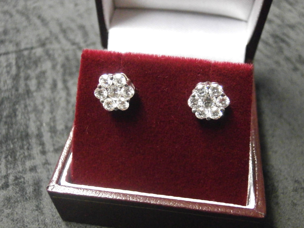 1 carat diamond earrings uk